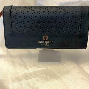 Kate spade wallet wristlet